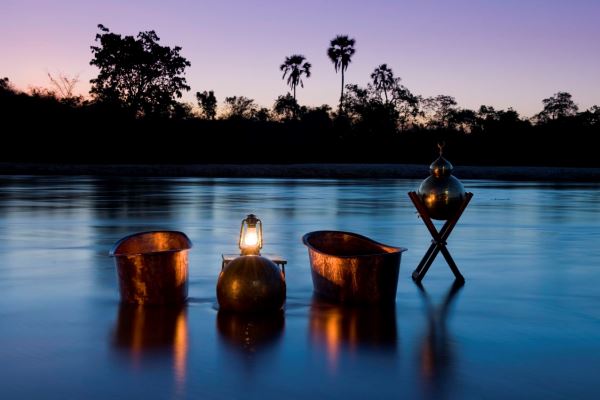 Botswana - Selinda Explorer 4 copper bath tub