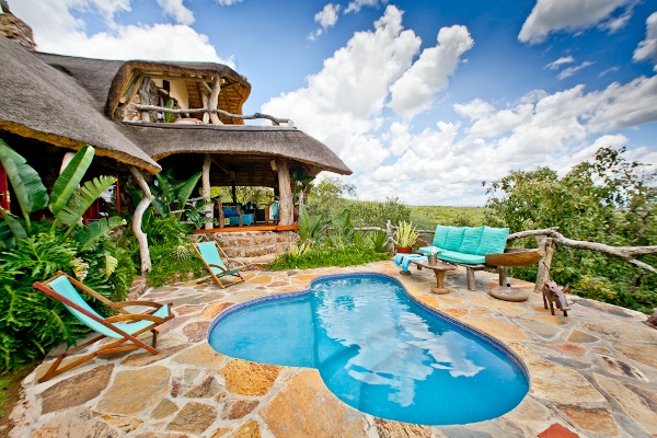Ants-Hill-Worldsview-cottage-pool-Waterberg-SouthAfrica-600-400