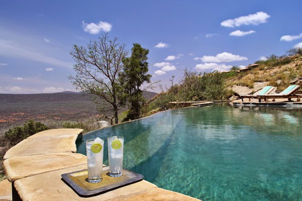 Saruni-Samburu-Kenya--Infinity-pool-600-400