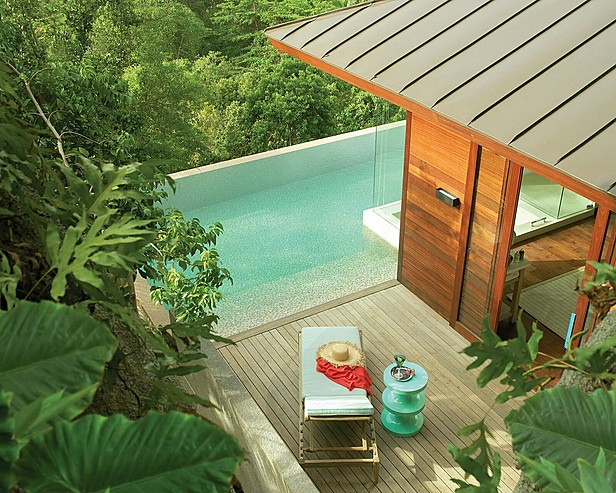 Plunge pool and suite, Four Seasons, Seychelles