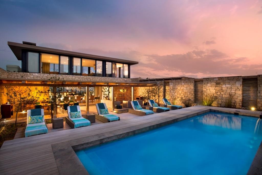 Morukuru Ocean House pool, South Africa -African beach villas