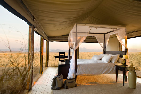 Wolwedans Camp honeymoon suite, Namibia