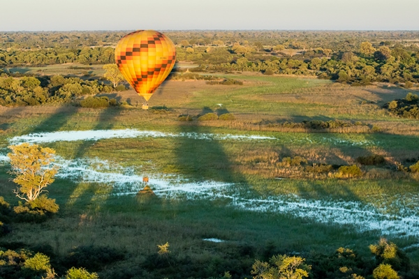Balloon flight from Vumbura Plains 