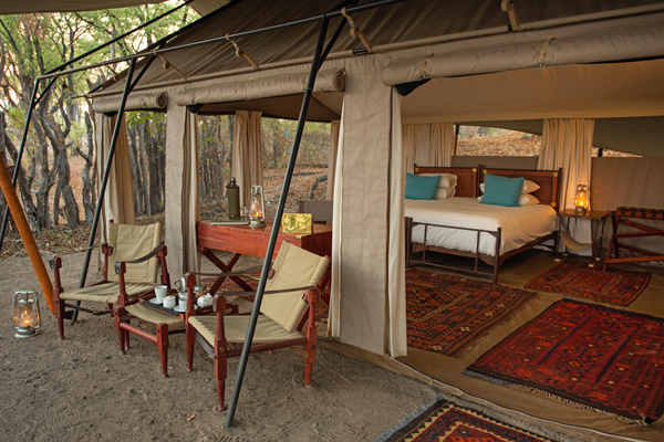 Great Plains Mana Expeditions fly camping luxury tent suite, Mana Pools