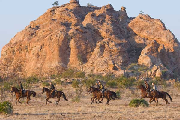 Riding through the Tuli Block with Limpopo Valley Horse Safaris