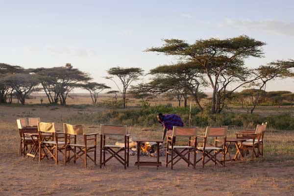Sundowners at Serian’s Serengeti South Camp